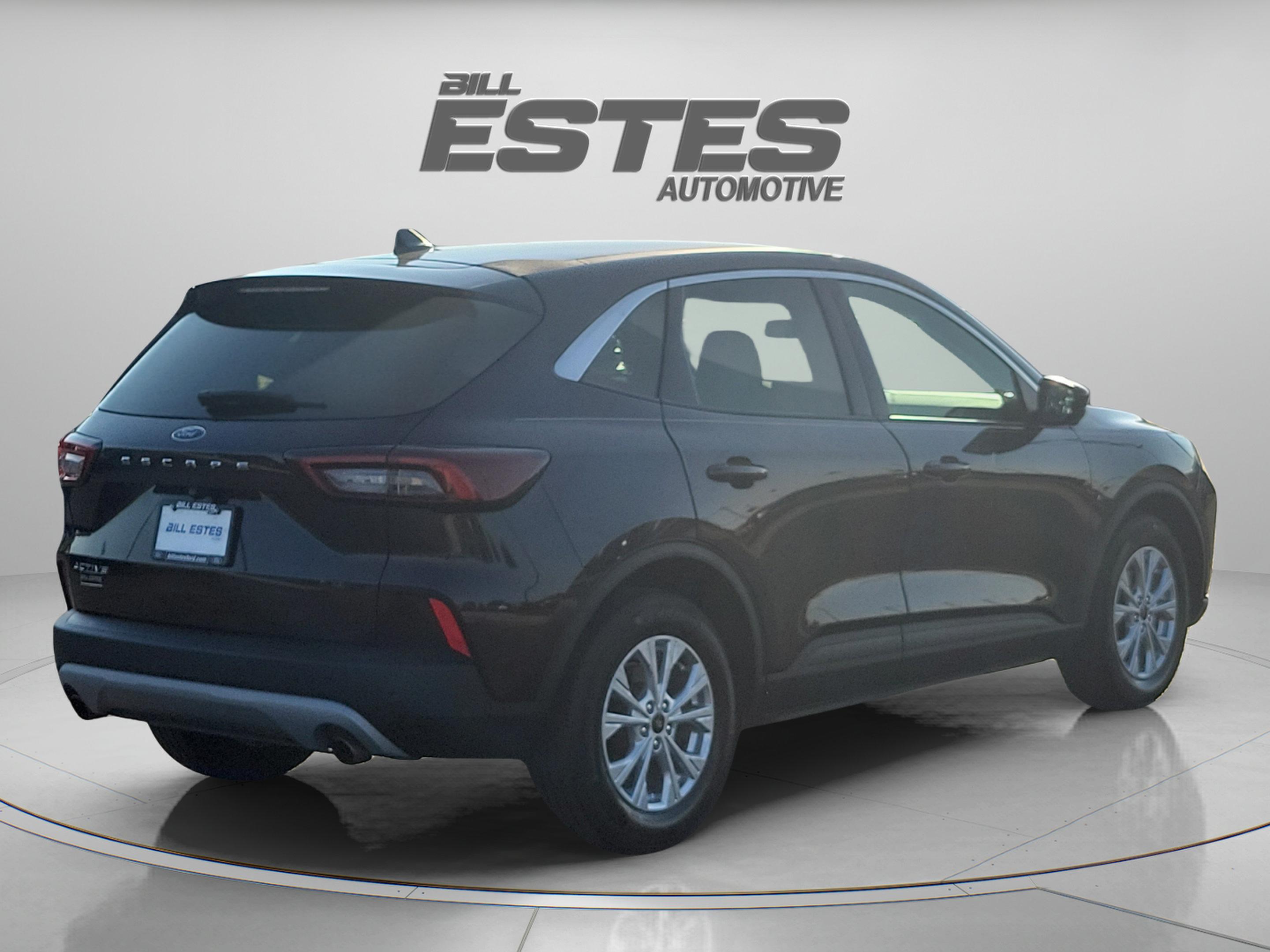 Used 2023 Ford Escape Active w/ Tech Pack #2 FWD image 4