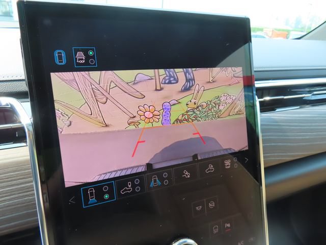 Certified 2025 GMC Sierra EV Denali AWD/4WD image 29