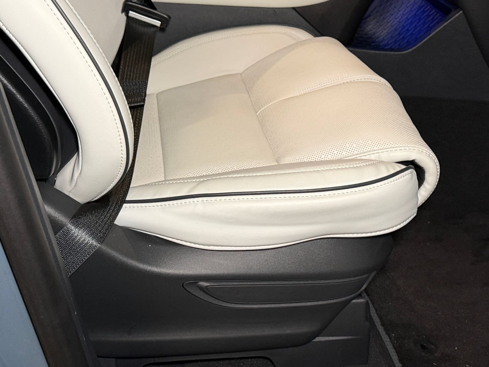 New 2026 Lincoln Aviator Black Label w/ Dynamic Handling Package AWD/4WD image 10