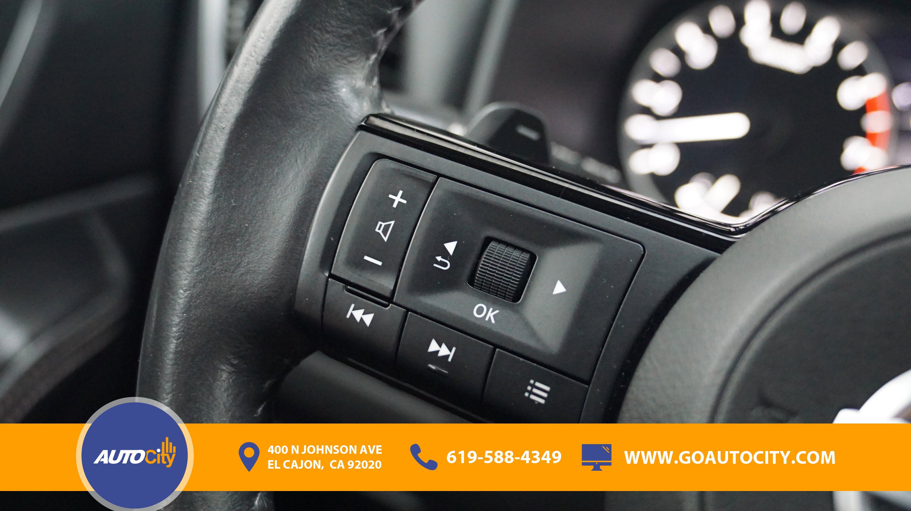 Used 2021 Nissan Rogue SL w/ Premium Package image 22