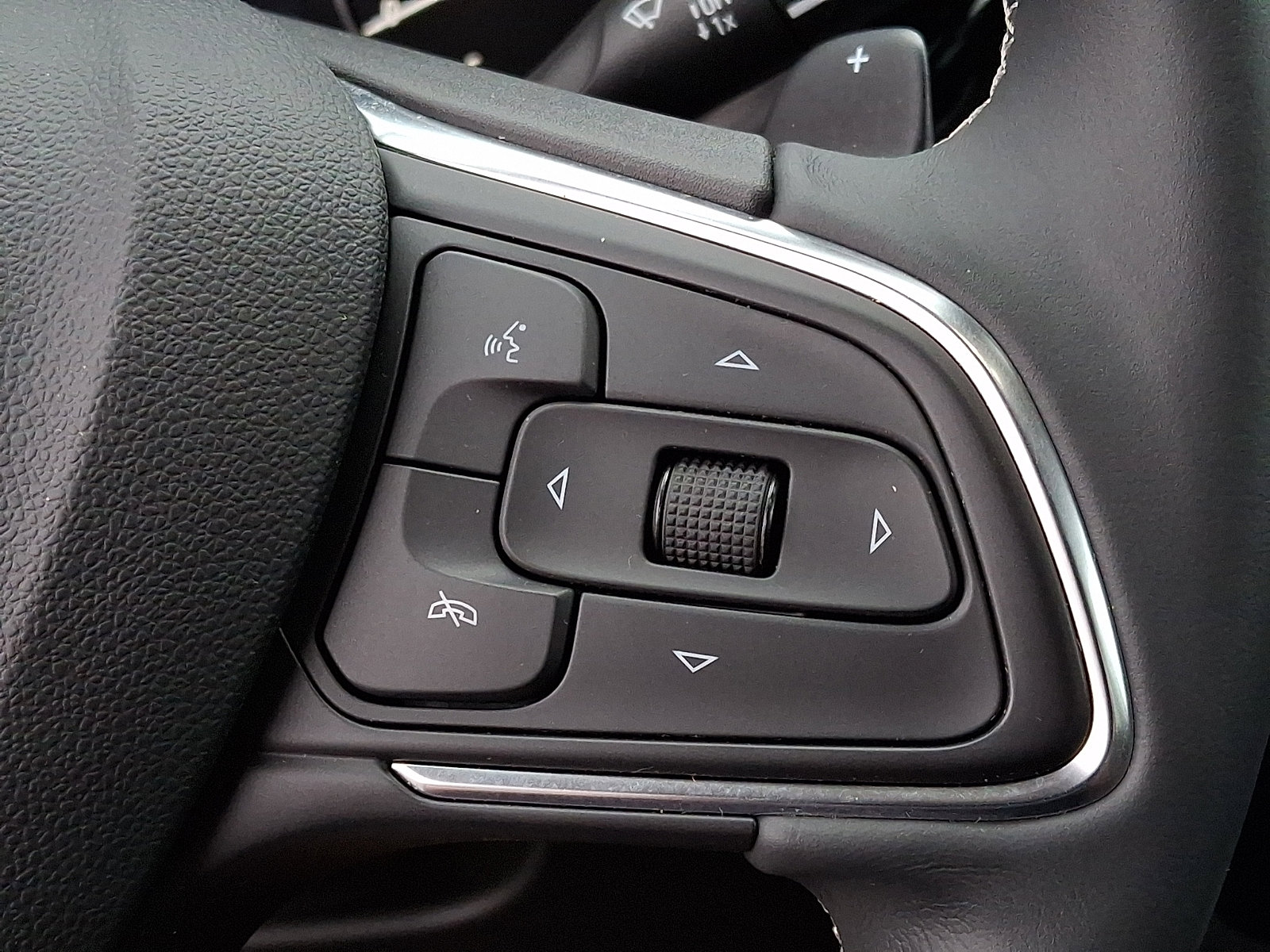 Certified 2023 Buick Envision Preferred w/ Premium Seat Package AWD/4WD image 24