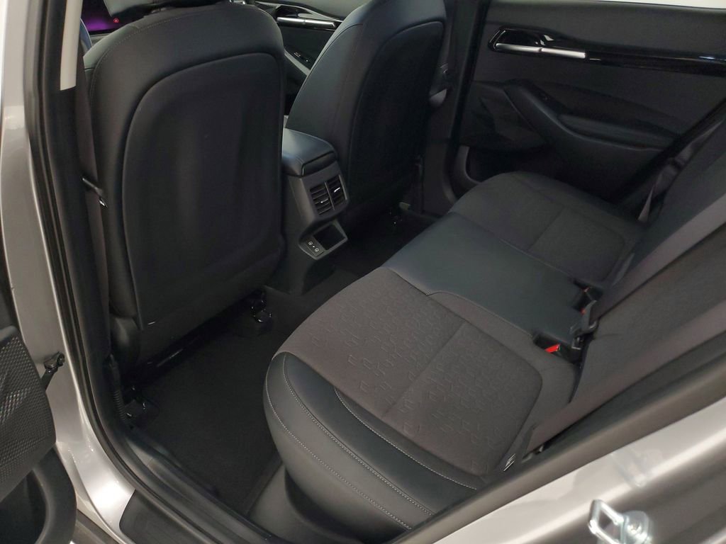 Used 2025 Kia Seltos S FWD image 24