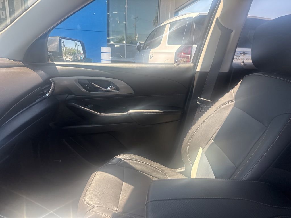 Used 2020 Chevrolet Traverse Premier image 21