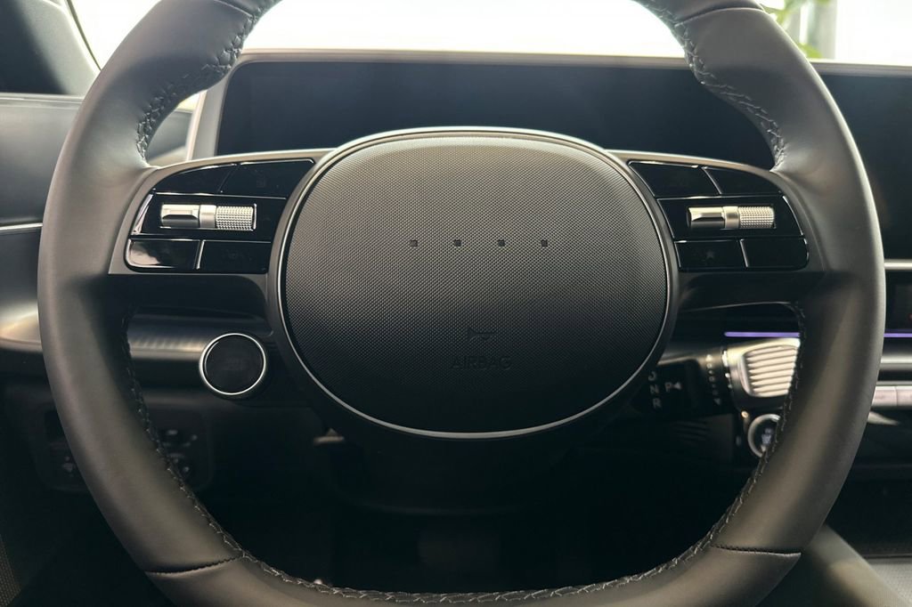 New 2025 Hyundai Ioniq 6 SEL image 18