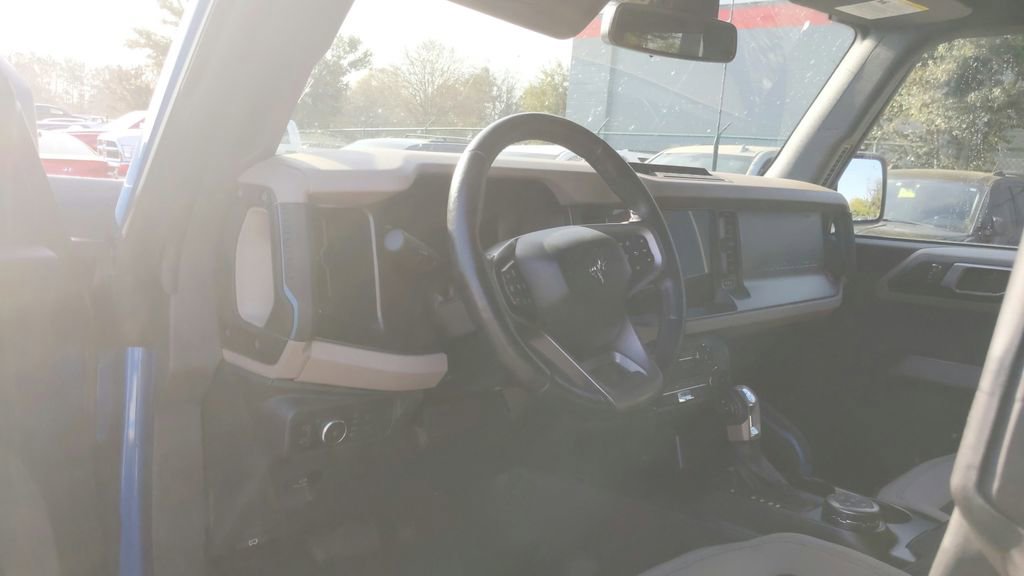 Used 2022 Ford Bronco Wildtrak image 18