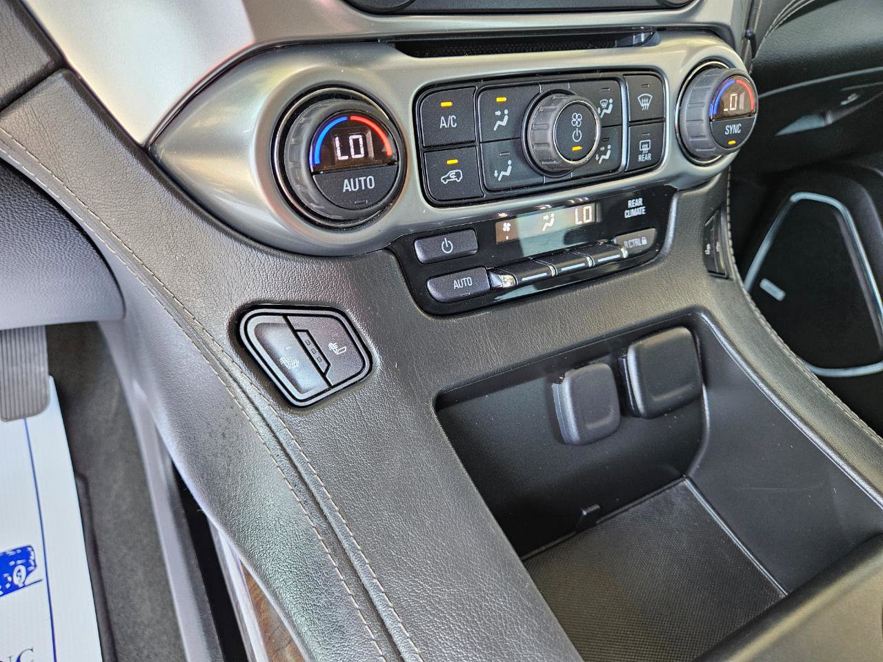 Used 2017 Chevrolet Tahoe LT image 23