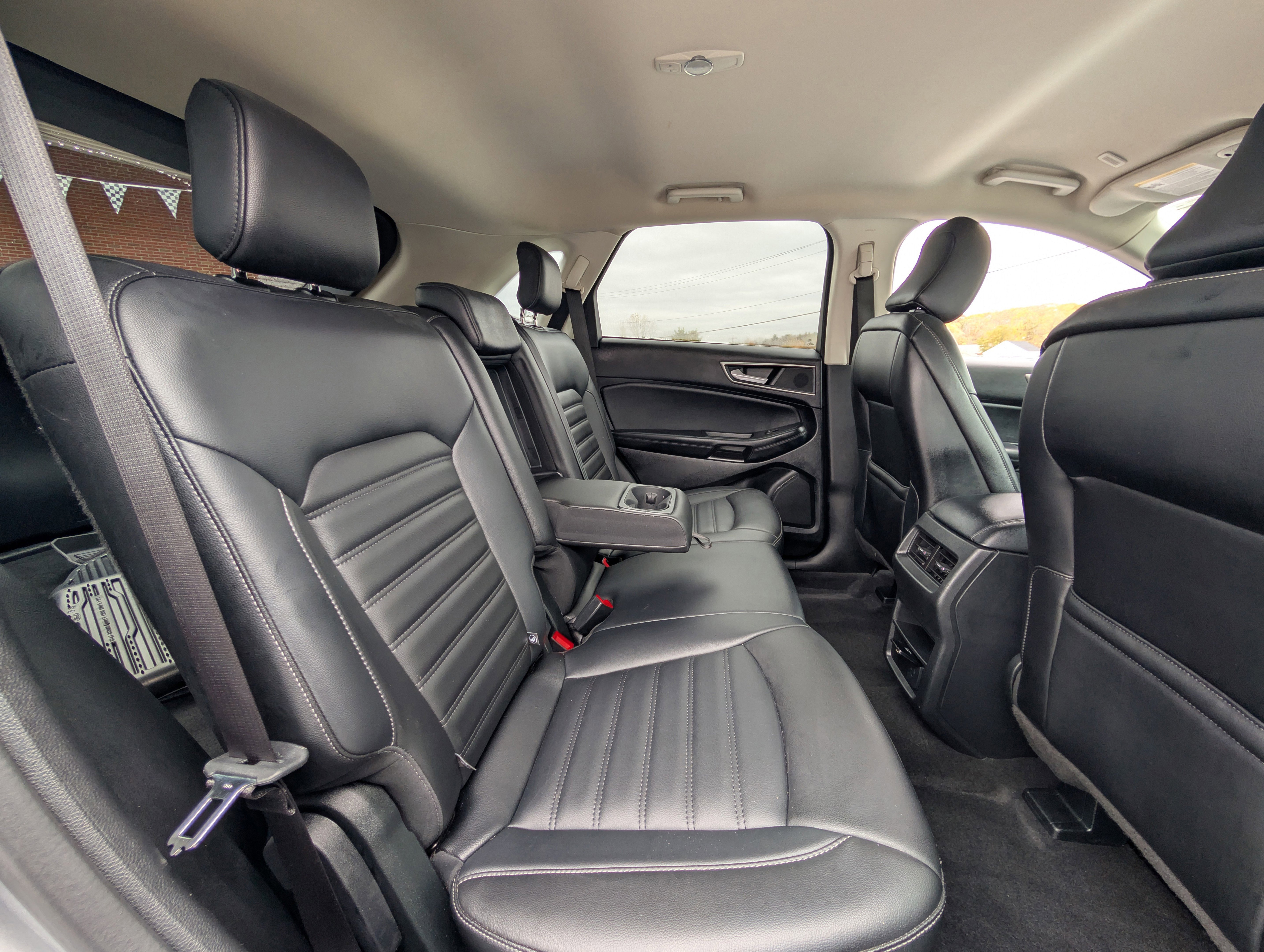 Used 2022 Ford Edge SEL w/ Convenience Package image 39