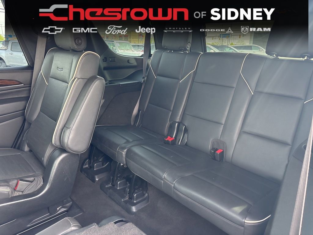 Used 2023 Cadillac Escalade Premium Luxury AWD/4WD image 28