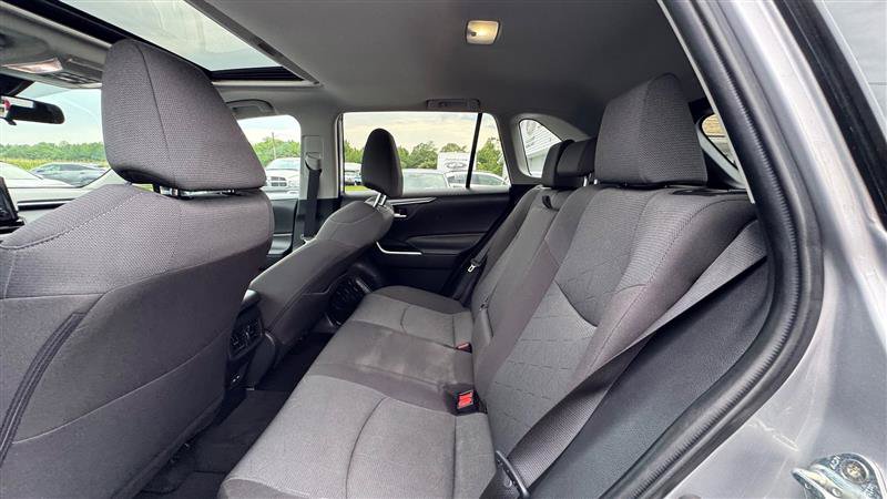 Used 2022 Toyota RAV4 XLE w/ Convenience Package AWD/4WD image 38