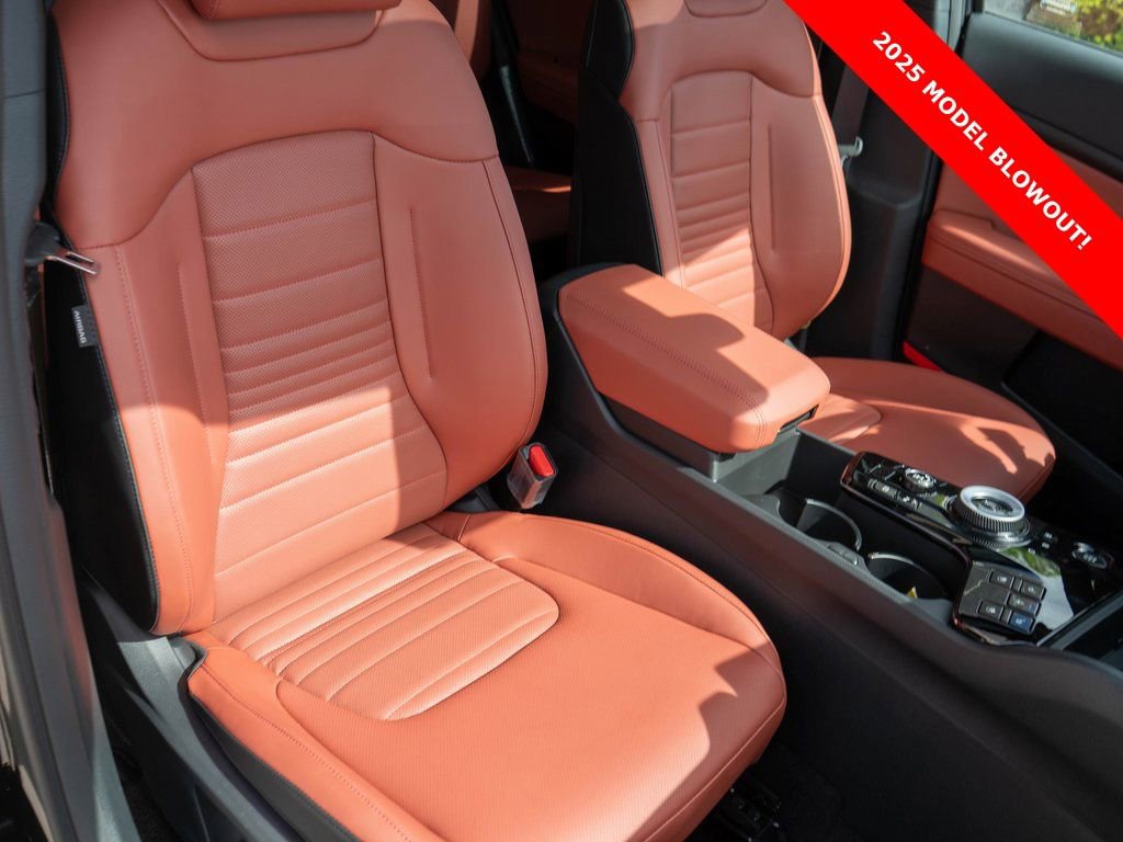 Used 2025 Kia Sportage SX Prestige image 9