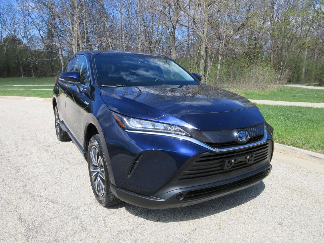 Used 2021 Toyota Venza LE w/ Carpet Mat Package (TMS) AWD/4WD image 22