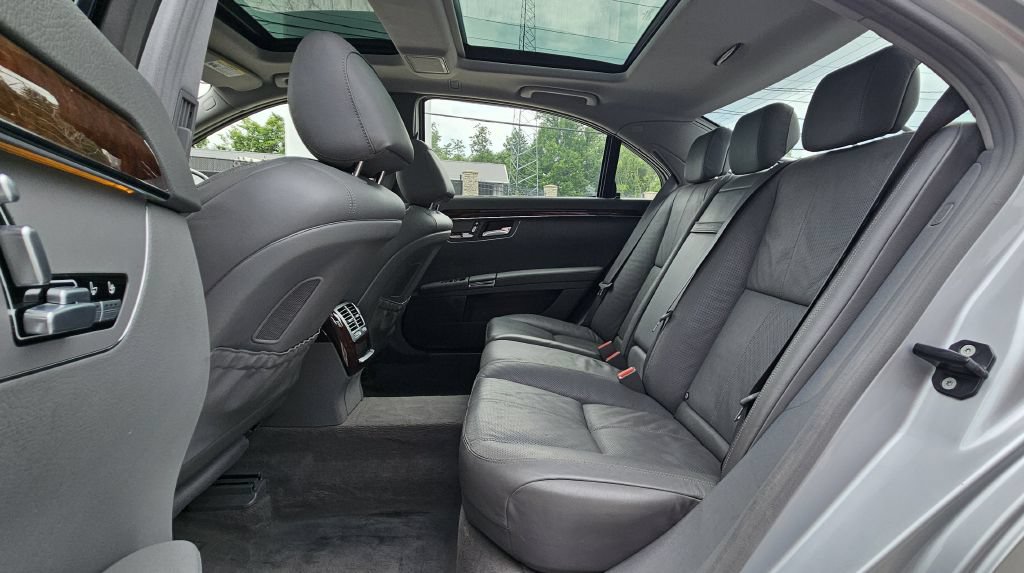 Used 2007 Mercedes-Benz S 550 image 29