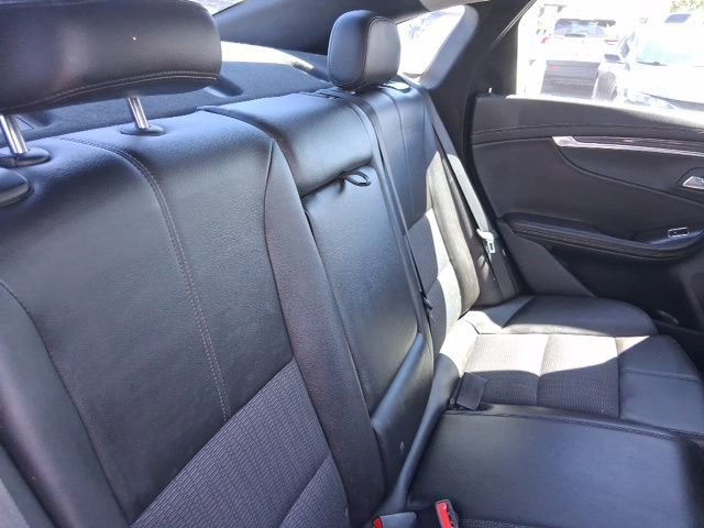 Used 2016 Chevrolet Impala LT w/ Convenience Package FWD image 9