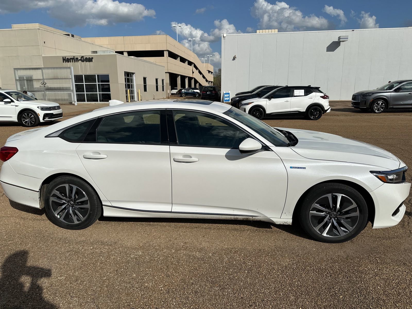 Used 2021 Honda Accord EX image 6