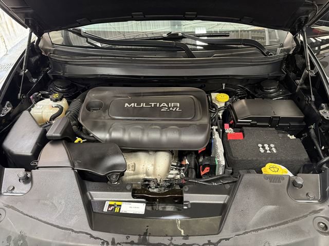 Used 2016 Jeep Cherokee 75th Anniversary AWD/4WD image 26