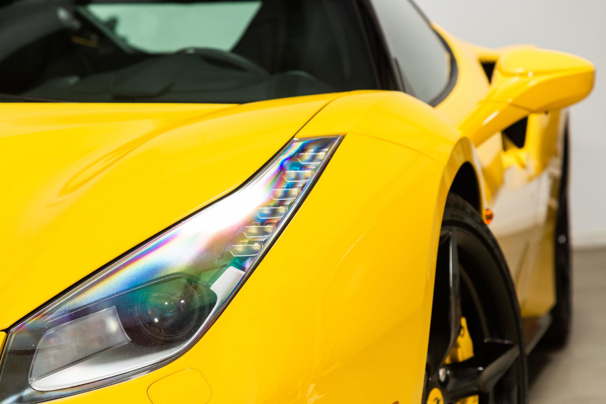 Used 2016 Ferrari 488 GTB RWD image 22