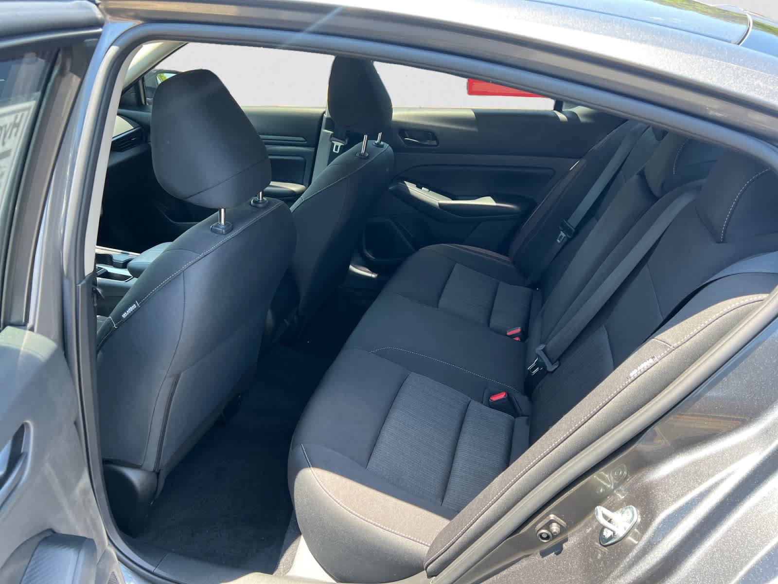 Certified 2025 Nissan Altima 2.5 S FWD image 12