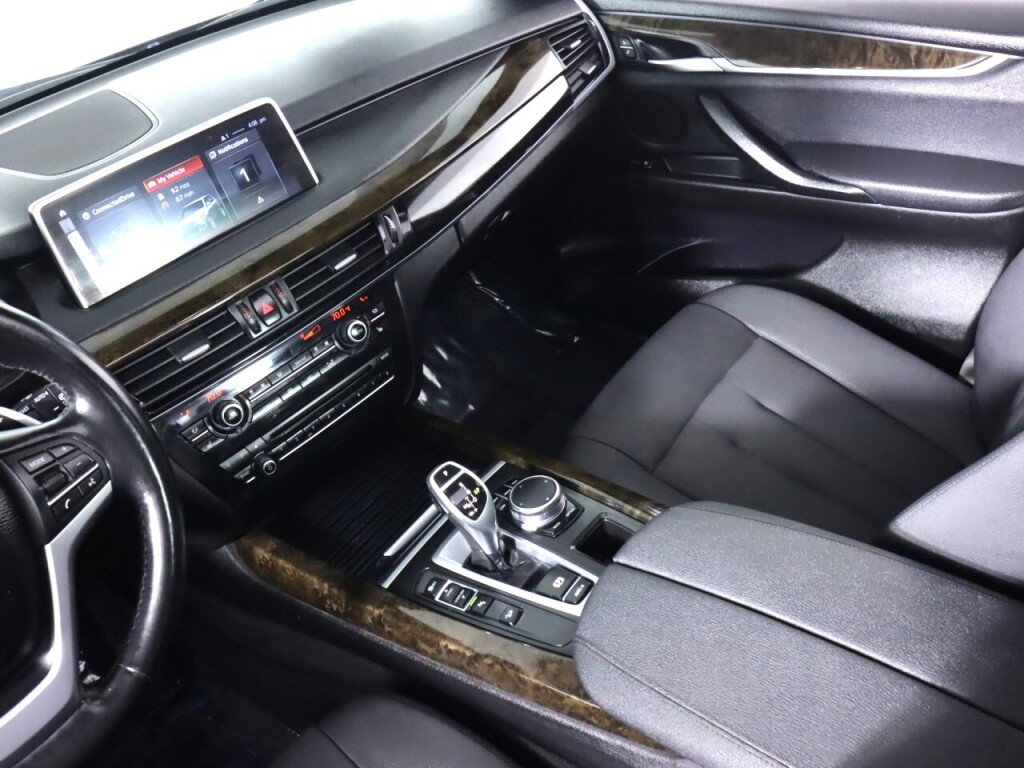 Used 2018 BMW X5 xDrive35i w/ M Sport Package image 35