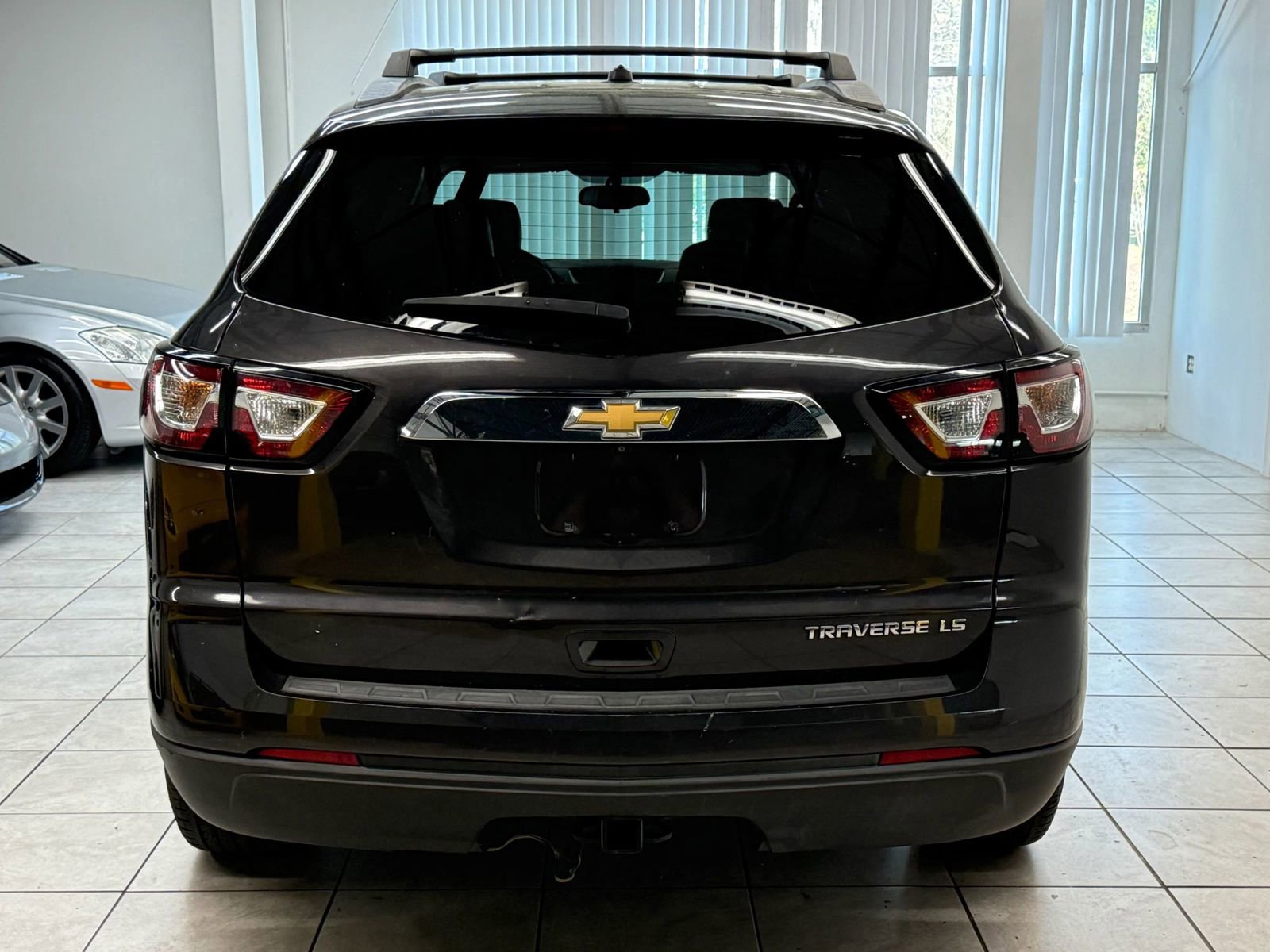 Used 2015 Chevrolet Traverse LS image 8