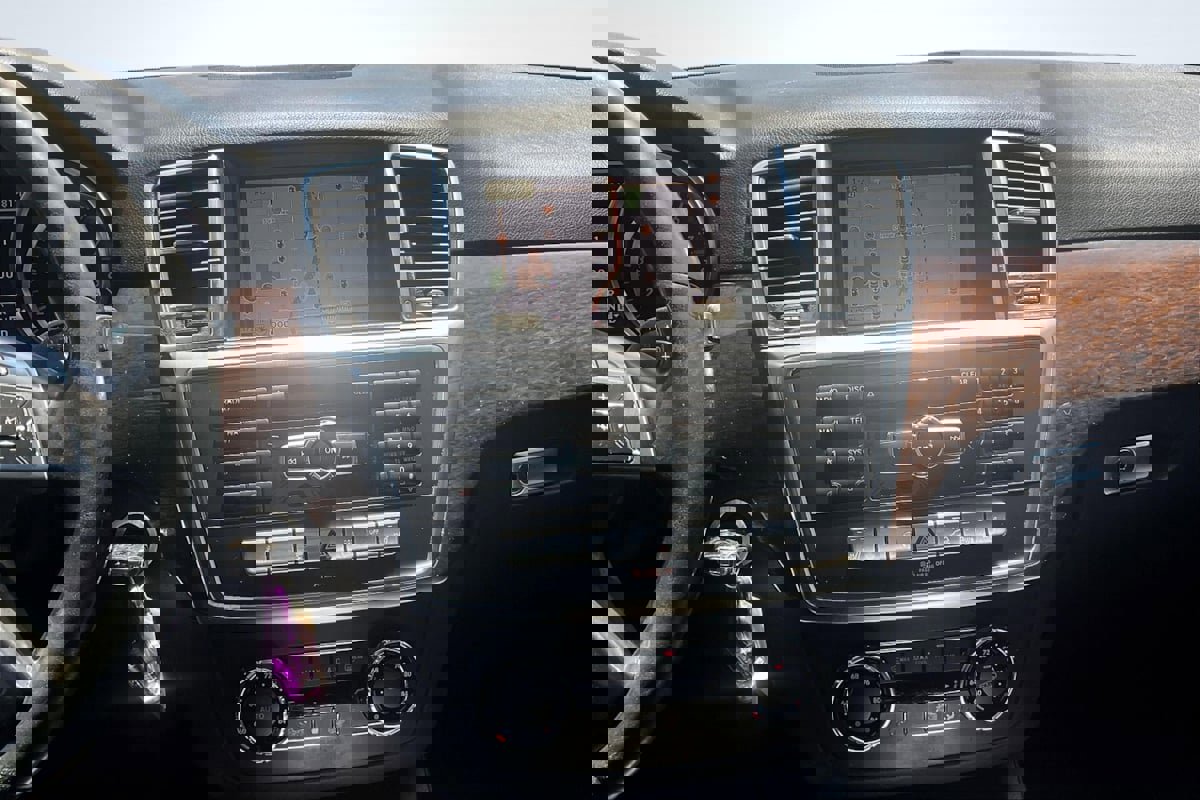 Used 2012 Mercedes-Benz ML 350 4MATIC image 6