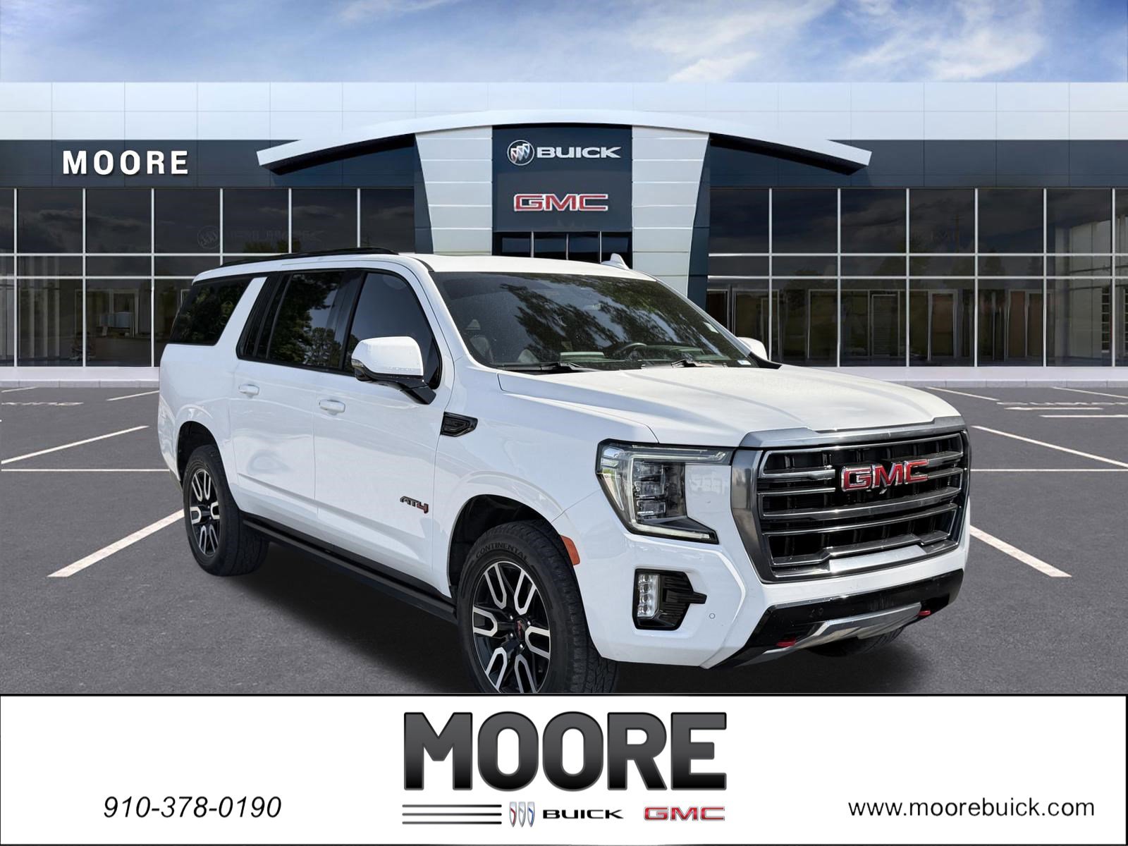 Used 2023 GMC Yukon XL AT4 w/ Technology Package AWD/4WD image 1