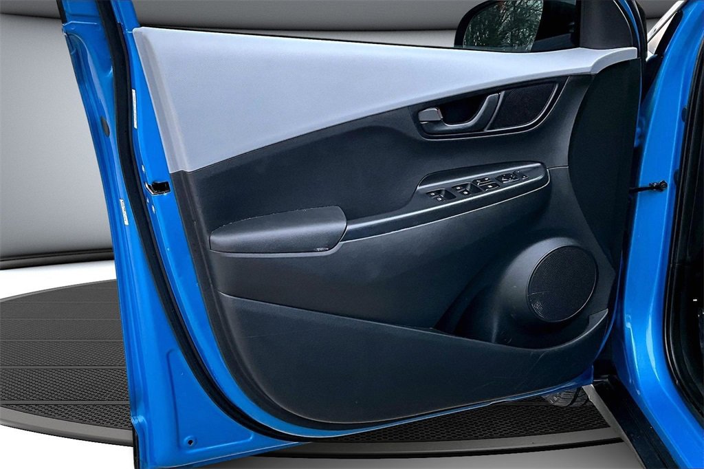 Used 2020 Hyundai Kona SEL image 19