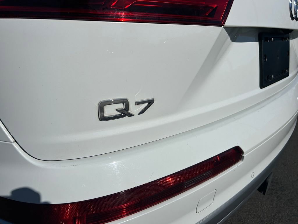 Used 2018 Audi Q7 3.0T Premium Plus w/ Premium Plus Package AWD/4WD image 34