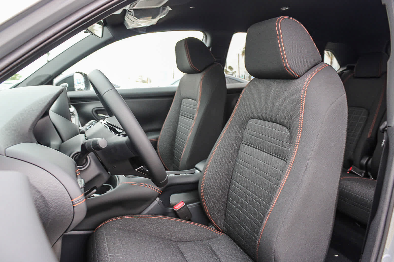 Used 2027 Honda HR-V Sport image 17