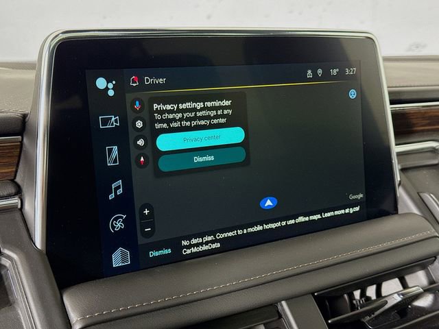 Used 2024 Chevrolet Suburban High Country w/ Advanced Technology Package image 16