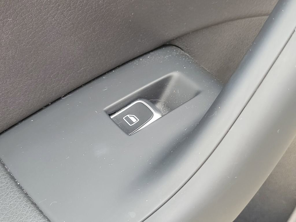 Used 2018 Audi Q3 2.0T Premium image 16