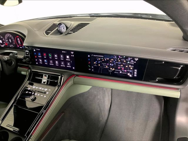 Used 2024 Porsche Panamera 4 image 17