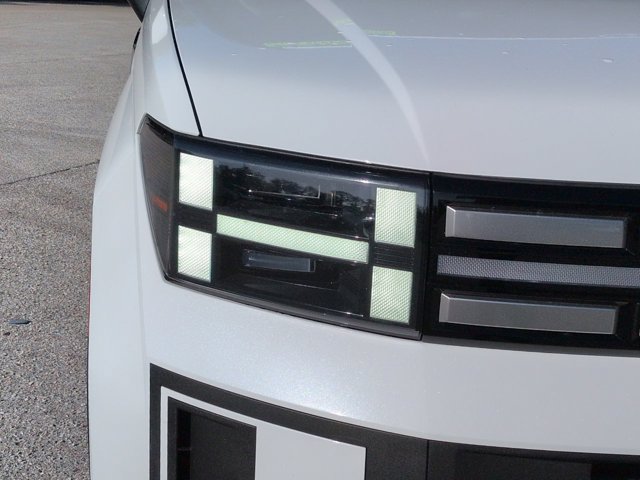 Used 2026 Hyundai Santa Fe SEL FWD image 9