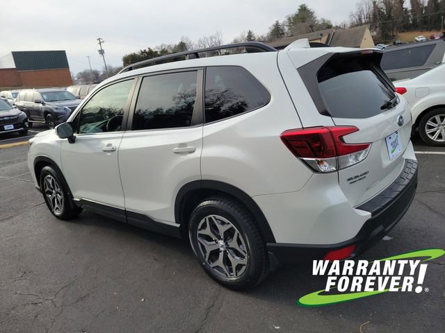 Used 2020 Subaru Forester Premium image 5
