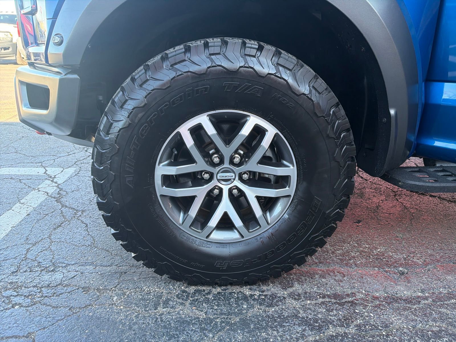 Used 2018 Ford F150 Raptor w/ Equipment Group 802A Luxury AWD/4WD image 29