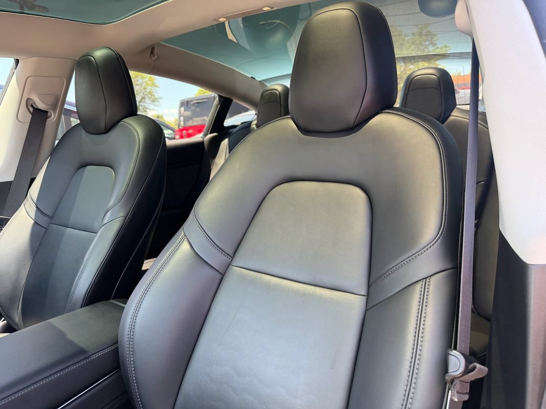 Used 2018 Tesla Model 3 Long Range RWD image 31