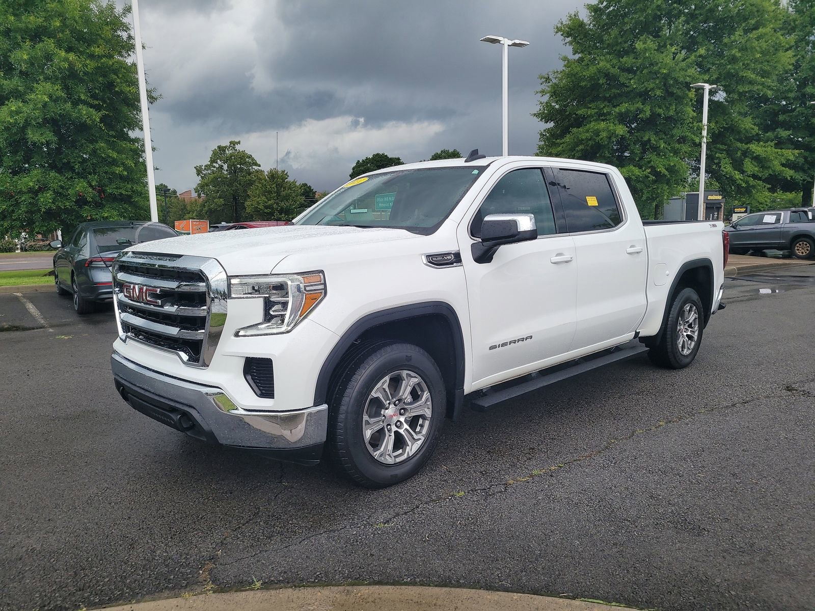 Used 2021 GMC Sierra 1500 SLE w/ X31 Off-Road Package AWD/4WD image 7