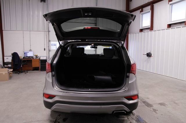 Used 2018 Hyundai Santa Fe Sport image 18