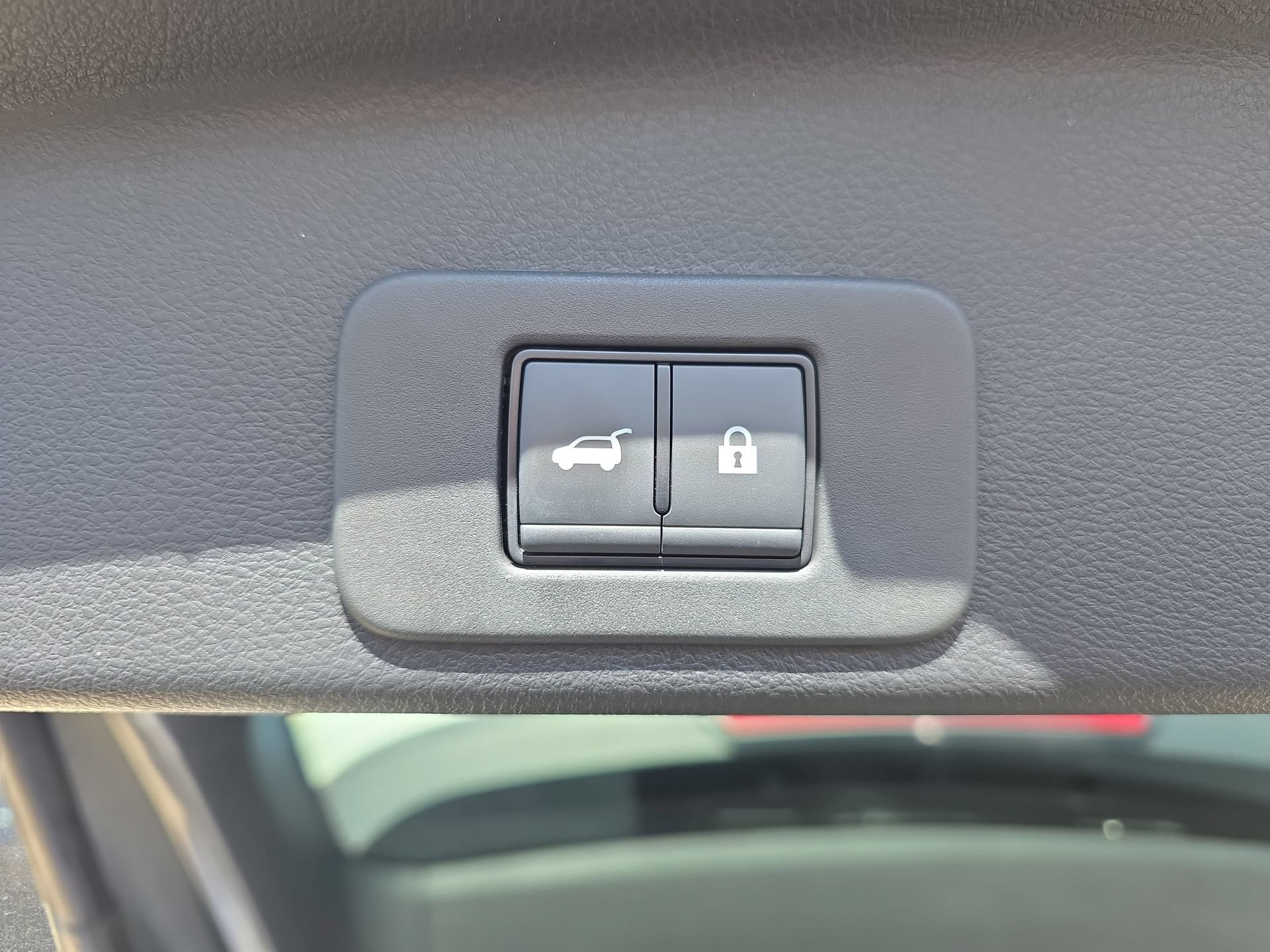 Used 2025 Nissan Murano SL w/ Cargo Package AWD/4WD image 13