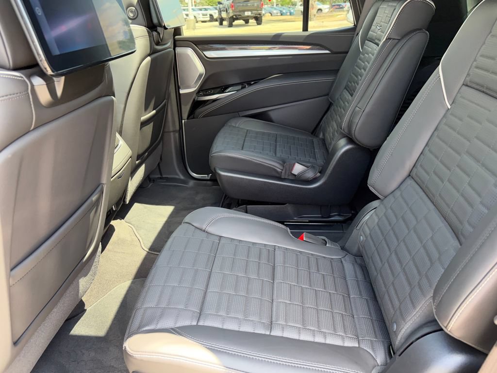 Used 2026 Cadillac Escalade V AWD/4WD image 27