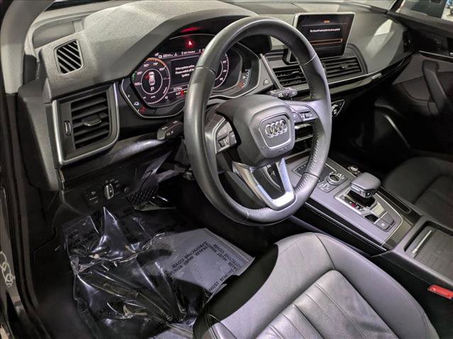 Used 2020 Audi Q5 e Premium Plus w/ Premium Plus Package image 10