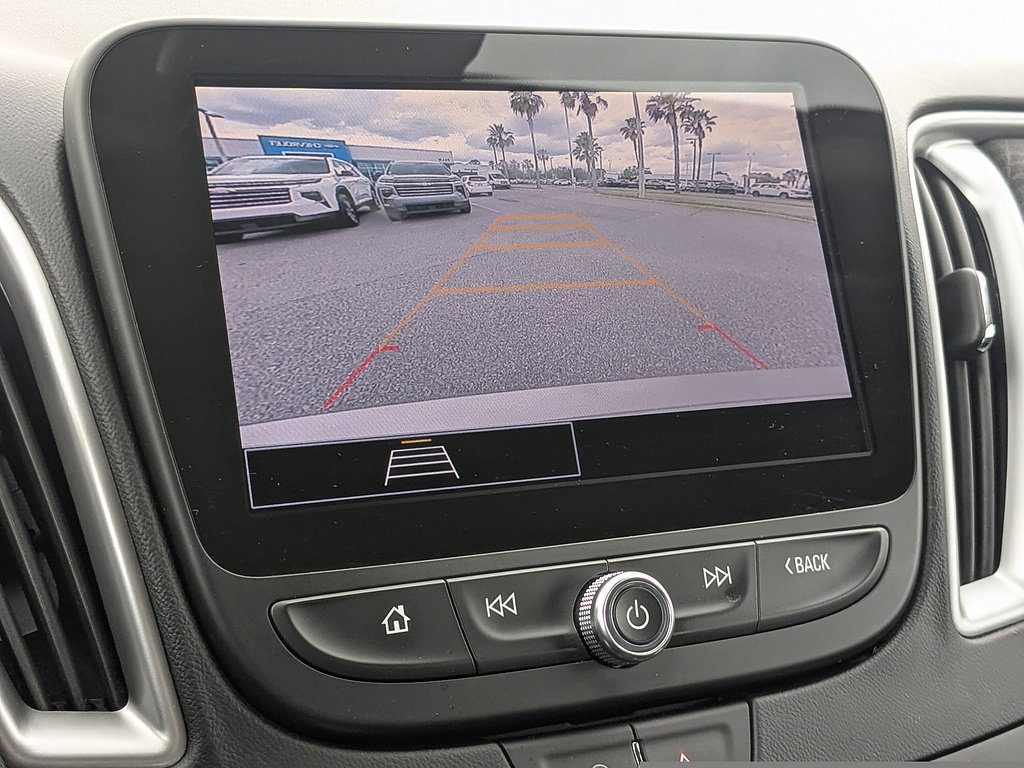 Used 2025 Chevrolet Malibu LT FWD image 17
