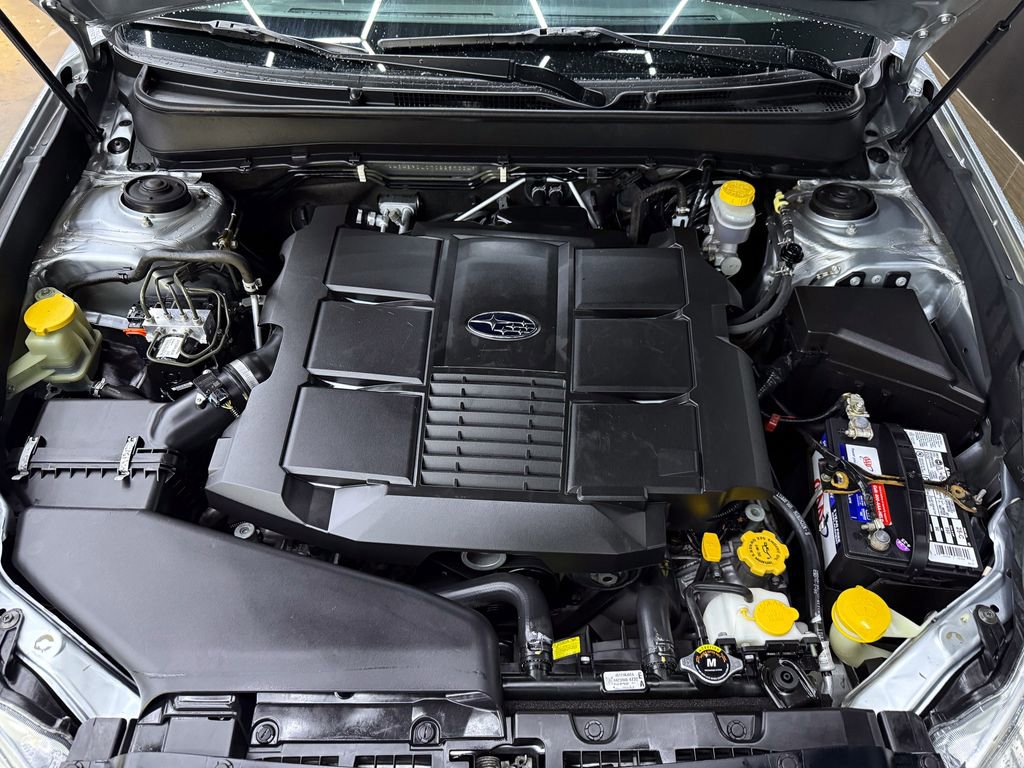 Used 2012 Subaru Outback 3.6R Limited image 29