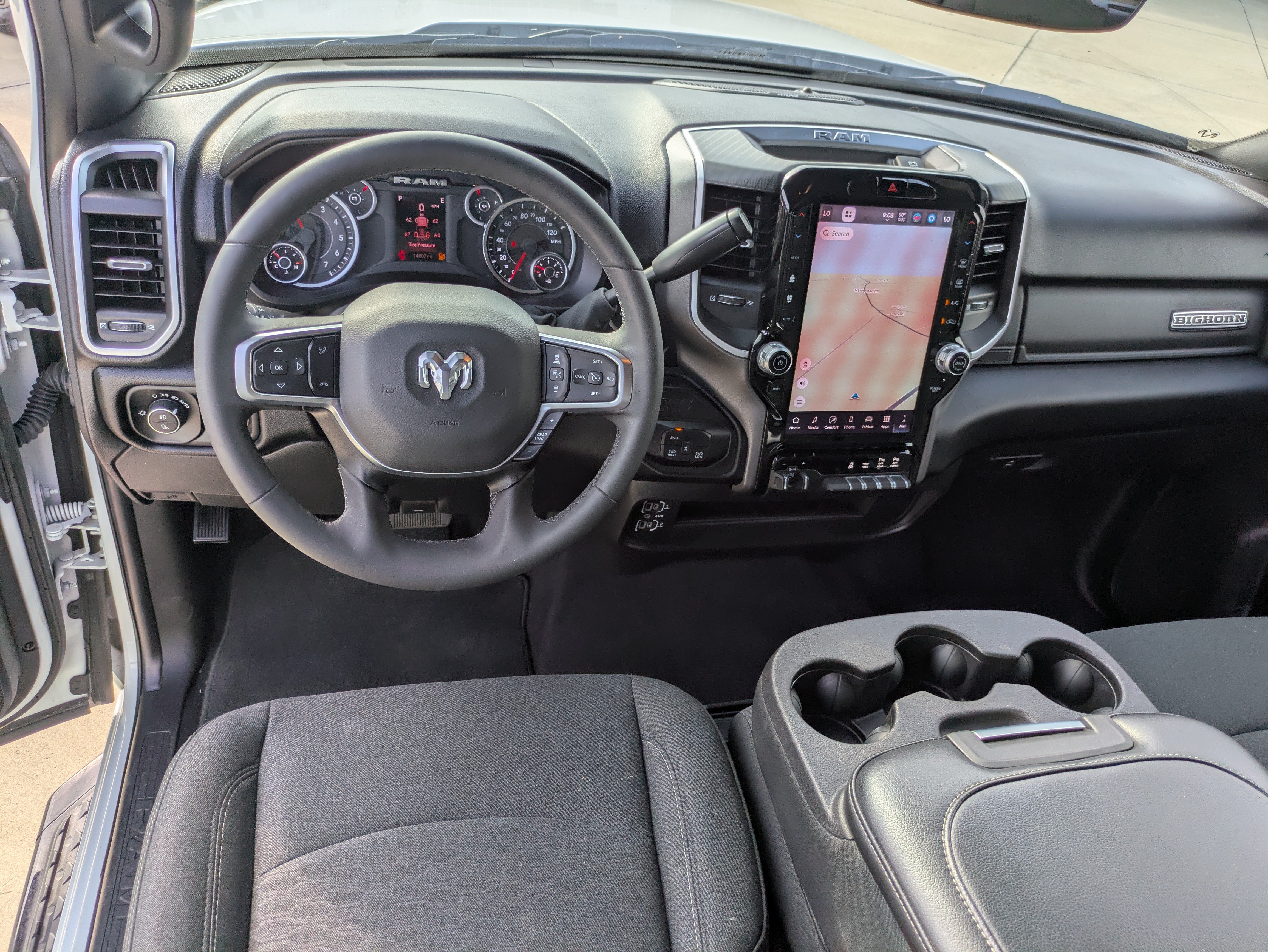 Used 2025 RAM 2500 Big Horn AWD/4WD image 13