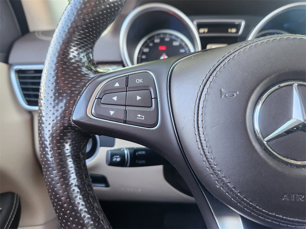 Used 2017 Mercedes-Benz GLS 450 4MATIC image 22