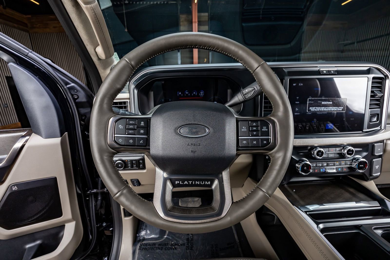 Used 2026 Ford F450 Platinum w/ Platinum Plus Package image 19