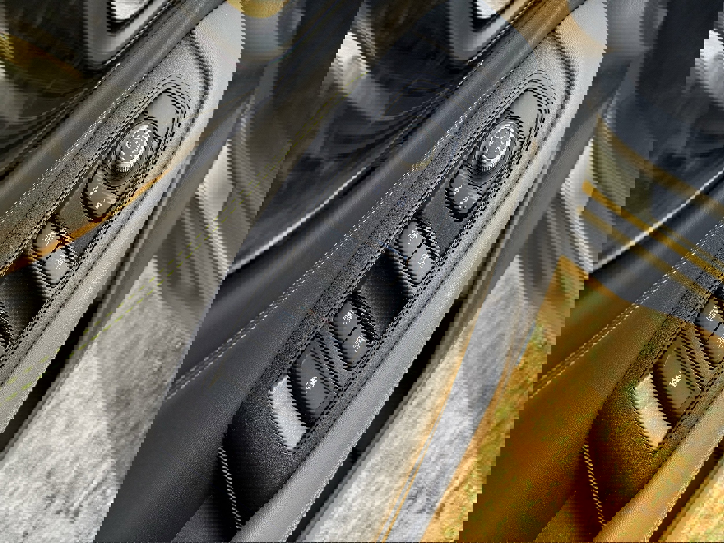 Used 2025 Subaru Outback Onyx Edition image 26