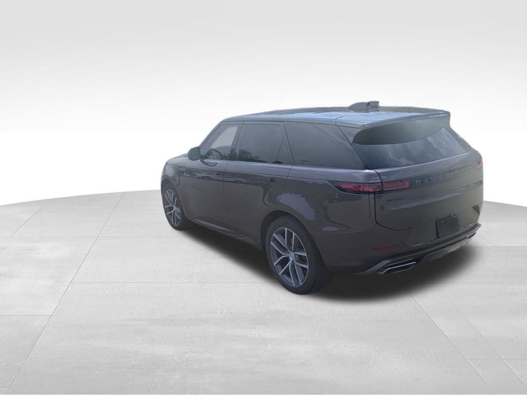 Used 2023 Land Rover Range Rover Sport SE Dynamic image 7