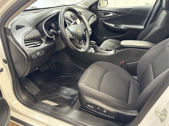 Certified 2024 Chevrolet Malibu RS w/ LPO, Floor Liner Package image 11