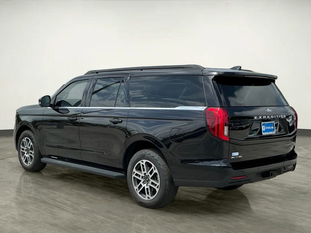 Used 2025 Ford Expedition Max Active AWD/4WD image 4