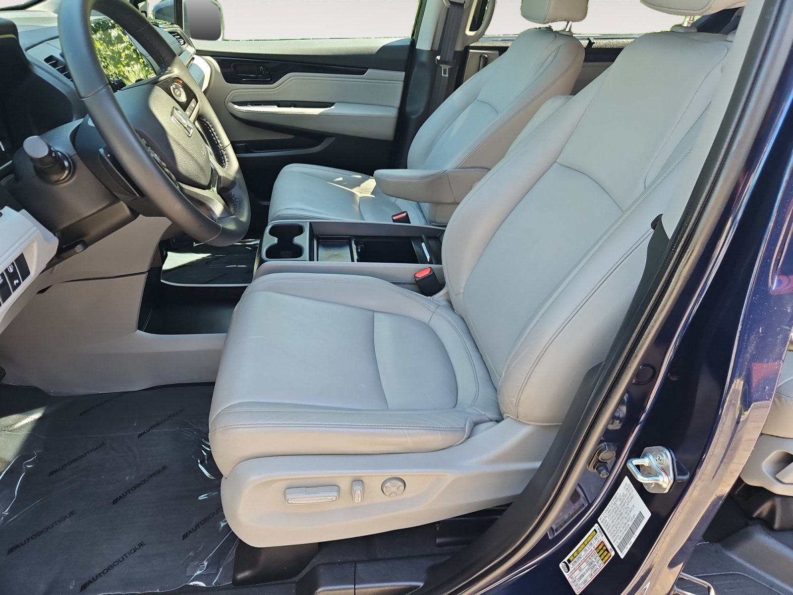 Used 2016 Ford Fusion SE FWD image 9
